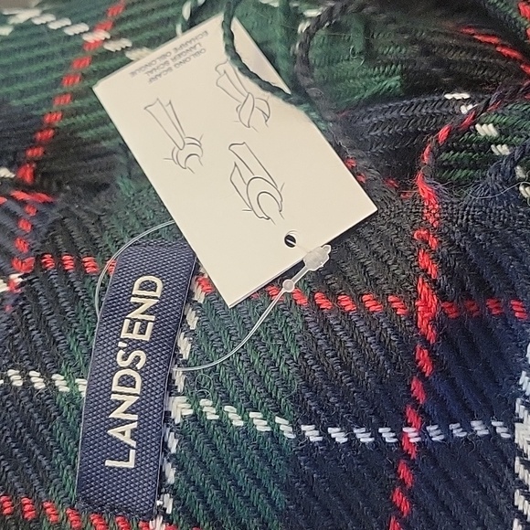 LAND'S END Tartan Scarf - Picture 4 of 4